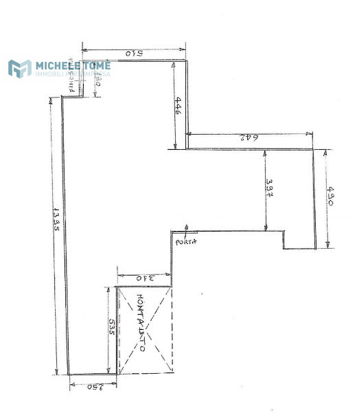 Immagine 10 di Magazzino in vendita  in vicolo basso acquar a Verona
