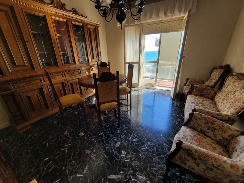 Immagine 3 di Appartamento in vendita  in Via Nizza 80 a Savona