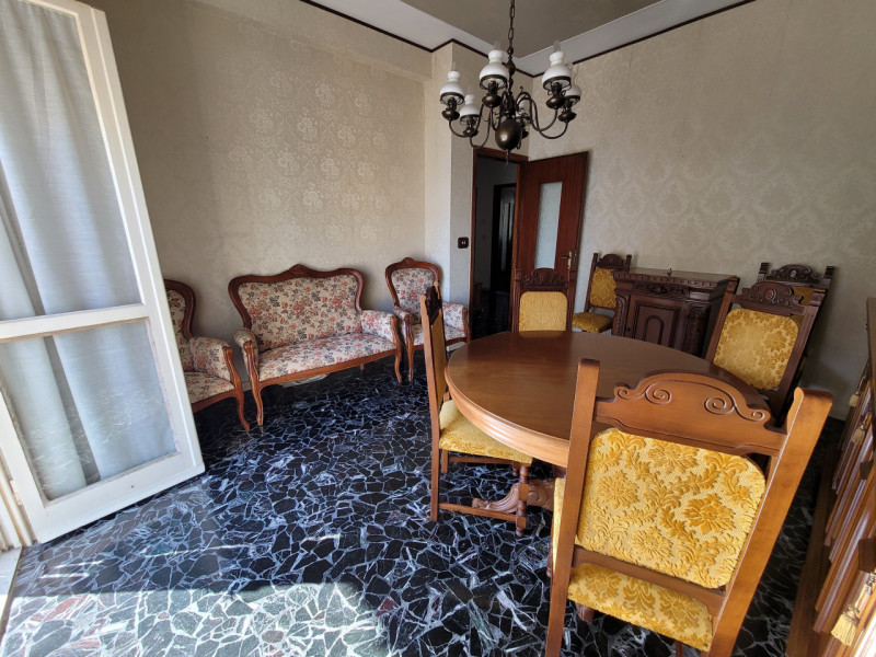 Immagine 5 di Appartamento in vendita  in Via Nizza 80 a Savona