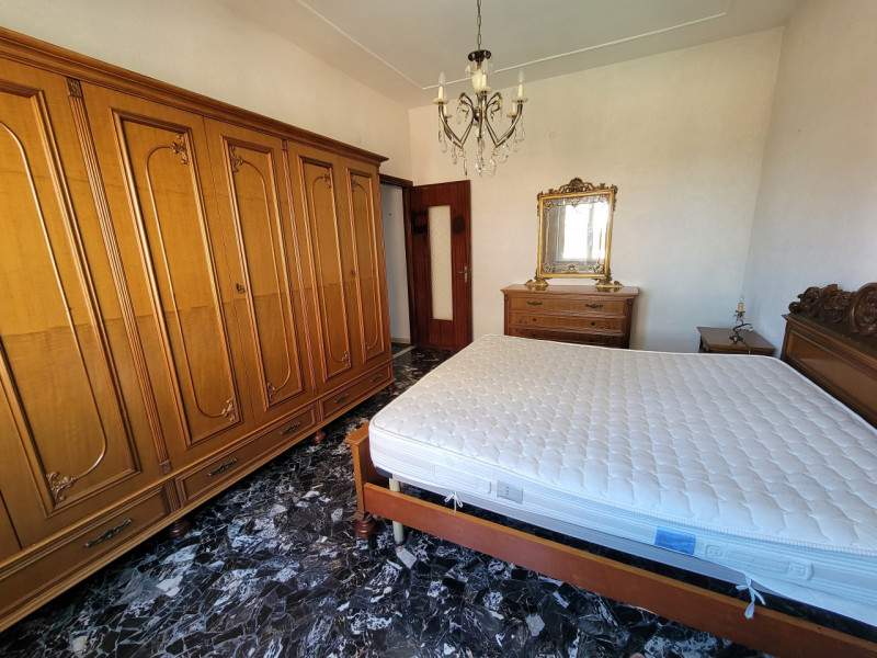 Immagine 10 di Appartamento in vendita  in Via Nizza 80 a Savona