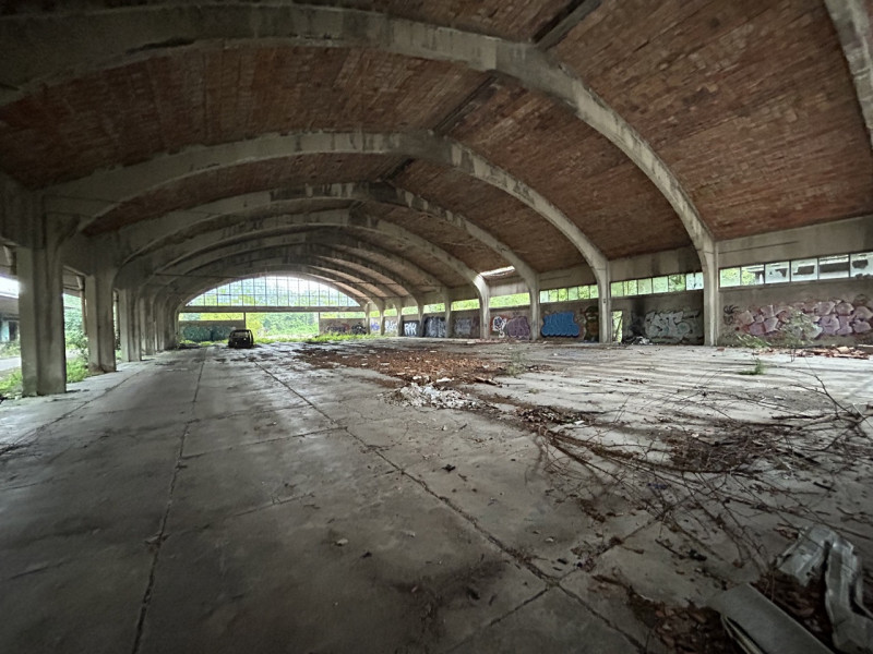Immagine 7 di Capannone industriale in vendita  a Mantova