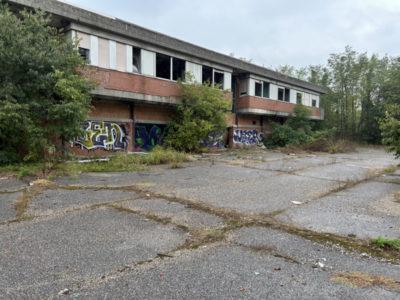 Immagine 24 di Capannone industriale in vendita  a Mantova