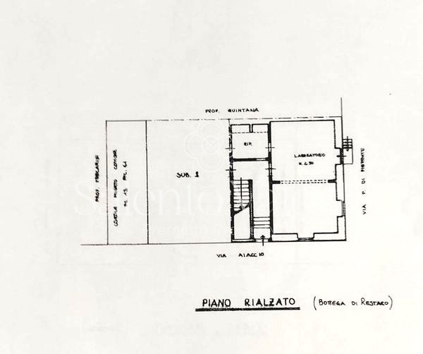 Immagine 16 di Casa indipendente in vendita  in Via Ajaccio S.n.c. a Matino