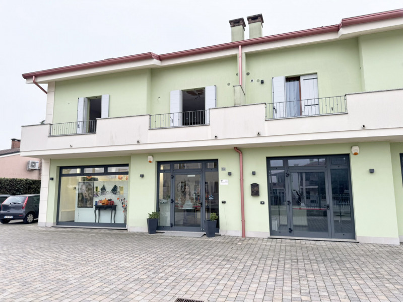 Immagine 17 di Appartamento in vendita  in Via Veneto a Ospedaletto Euganeo