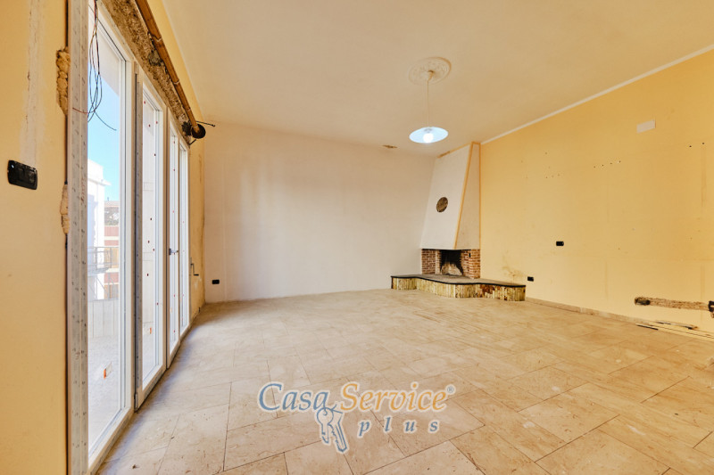 Immagine 2 di Appartamento in vendita  in Via Crispi a Parabita