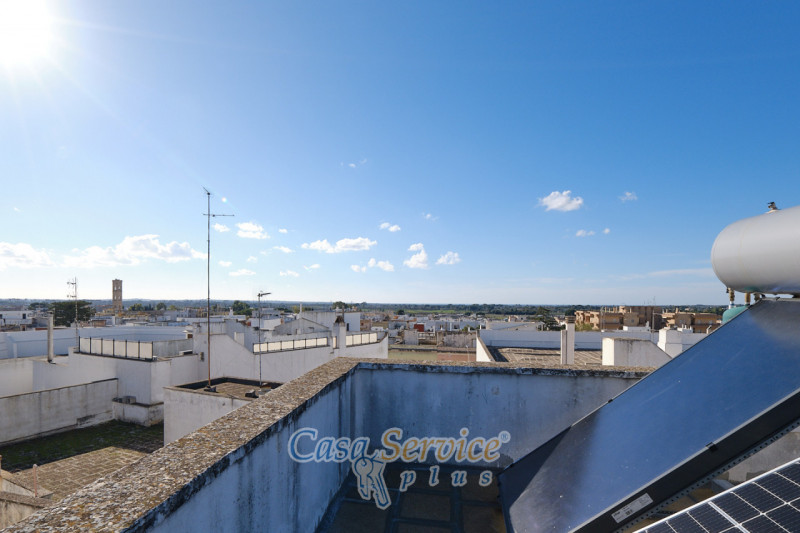 Immagine 6 di Appartamento in vendita  in Via Crispi a Parabita