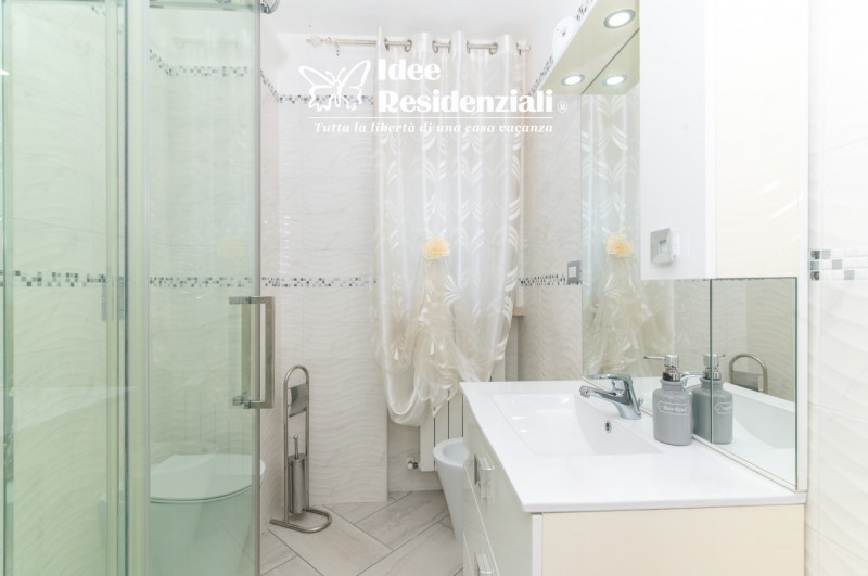 Immagine 12 di Appartamento in vendita  in Via Mar Glaciale Artico a Olbia