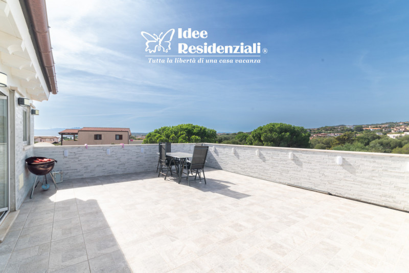 Immagine 4 di Attico in vendita  in Via Mar Glaciale Artico a Olbia