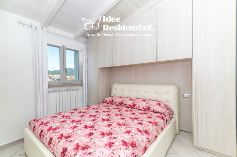 Immagine 10 di Attico in vendita  in Via Mar Glaciale Artico a Olbia