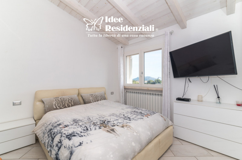 Immagine 16 di Attico in vendita  in Via Mar Glaciale Artico a Olbia