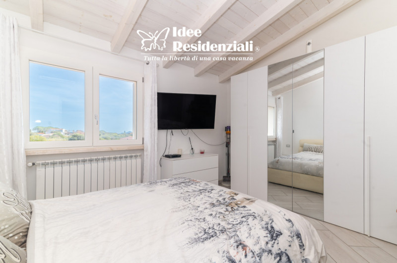 Immagine 17 di Attico in vendita  in Via Mar Glaciale Artico a Olbia