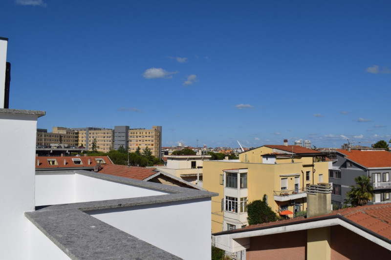 Immagine 8 di Appartamento in vendita  in VIA MONTE VELINO a Pescara