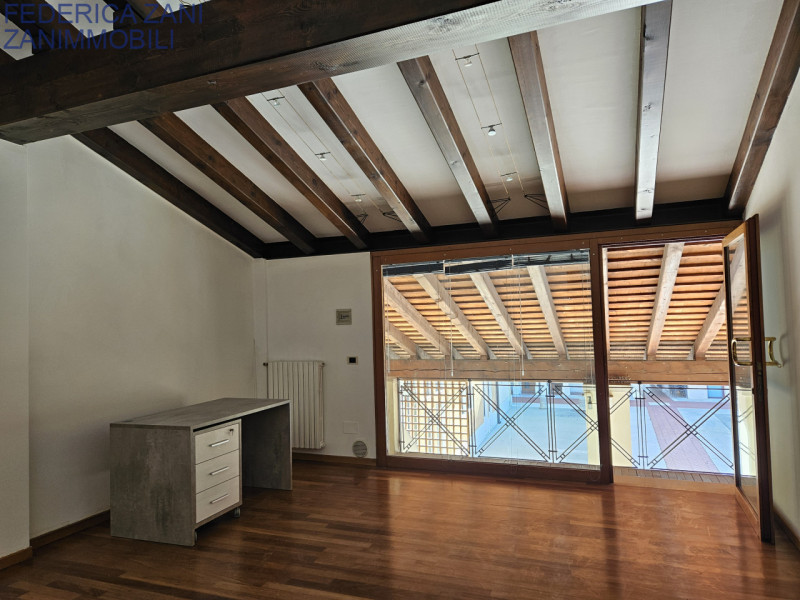 Immagine 2 di Ufficio in affitto  in piazza Giorgione a Castelfranco Veneto