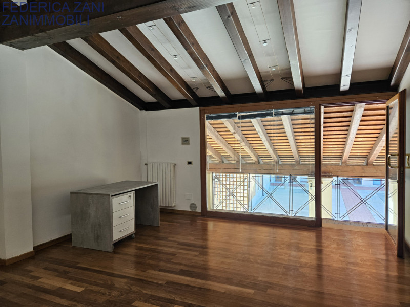 Immagine 3 di Ufficio in affitto  in piazza Giorgione a Castelfranco Veneto