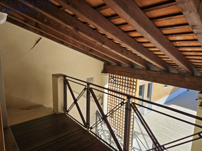 Immagine 5 di Ufficio in affitto  in piazza Giorgione a Castelfranco Veneto