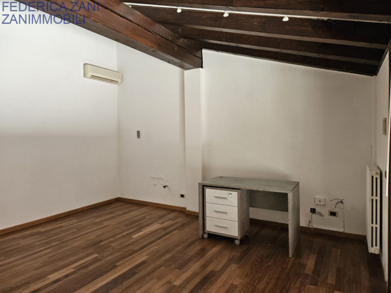 Immagine 6 di Ufficio in affitto  in piazza Giorgione a Castelfranco Veneto