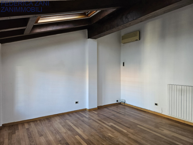 Immagine 9 di Ufficio in affitto  in piazza Giorgione a Castelfranco Veneto