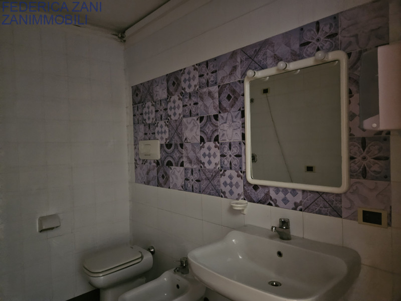 Immagine 14 di Ufficio in affitto  in piazza Giorgione a Castelfranco Veneto