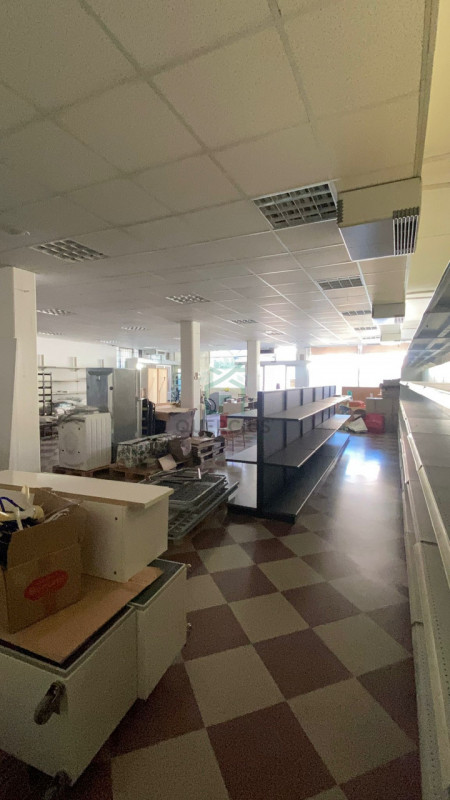 Immagine 9 di Negozio in vendita  in Via Vittorio Veneto a Tregnago