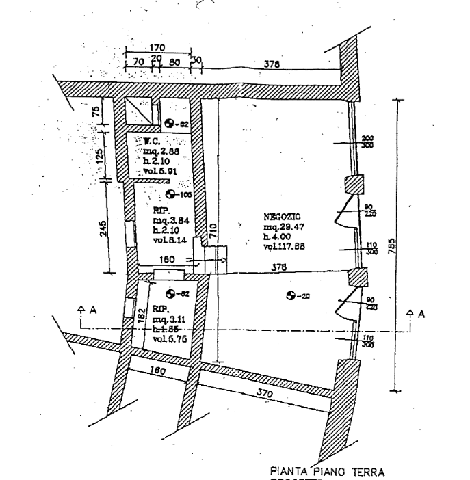 Immagine 2 di Negozio in vendita  in Via Paoli a Padova