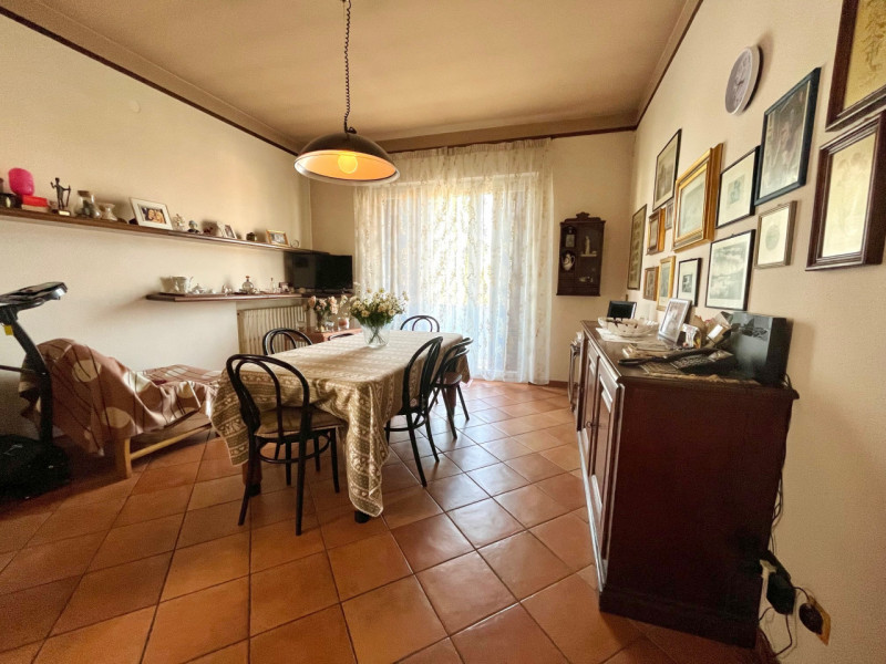 Immagine 9 di Casa indipendente in vendita  a Mondolfo