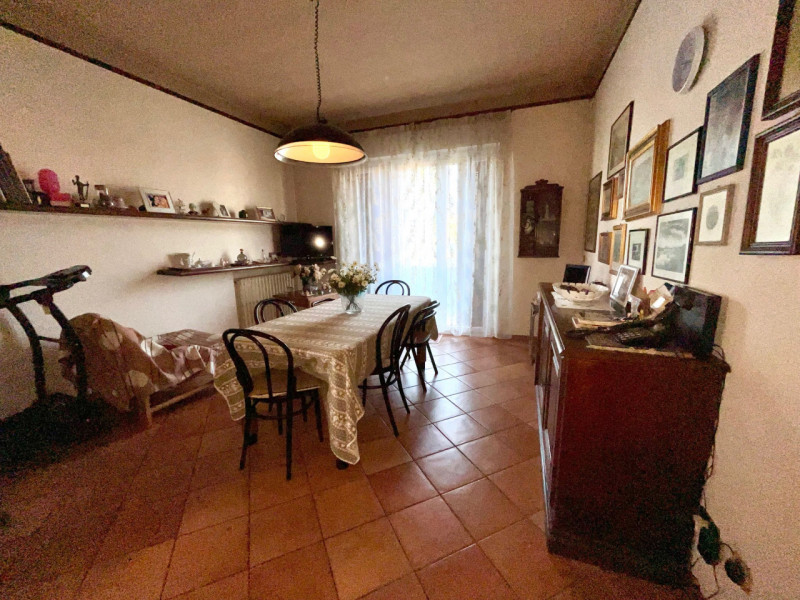 Immagine 11 di Casa indipendente in vendita  a Mondolfo