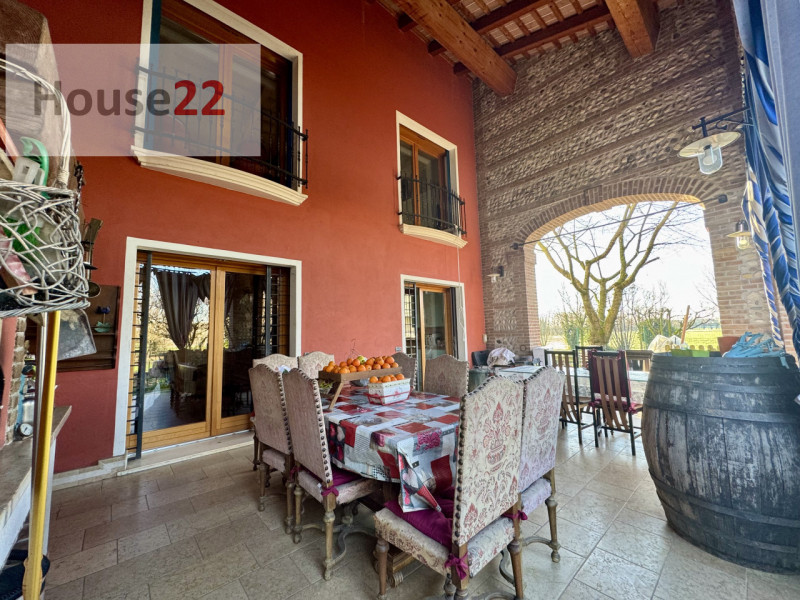 Immagine 1 di Casa indipendente in vendita  in BOLZANO VICENTINO VIA GENERALE ROSSI 48 a Bolzano Vicentino