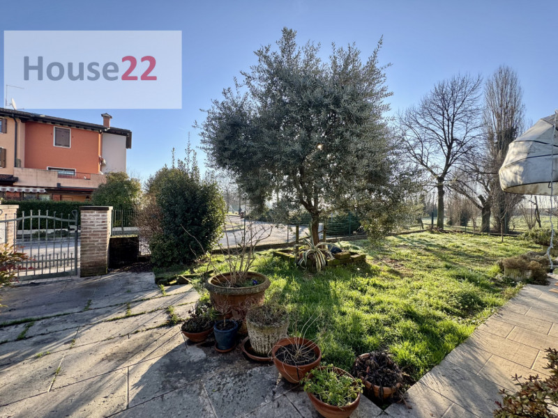 Immagine 7 di Casa indipendente in vendita  in BOLZANO VICENTINO VIA GENERALE ROSSI 48 a Bolzano Vicentino