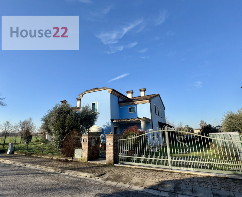 Immagine 8 di Casa indipendente in vendita  in BOLZANO VICENTINO VIA GENERALE ROSSI 48 a Bolzano Vicentino