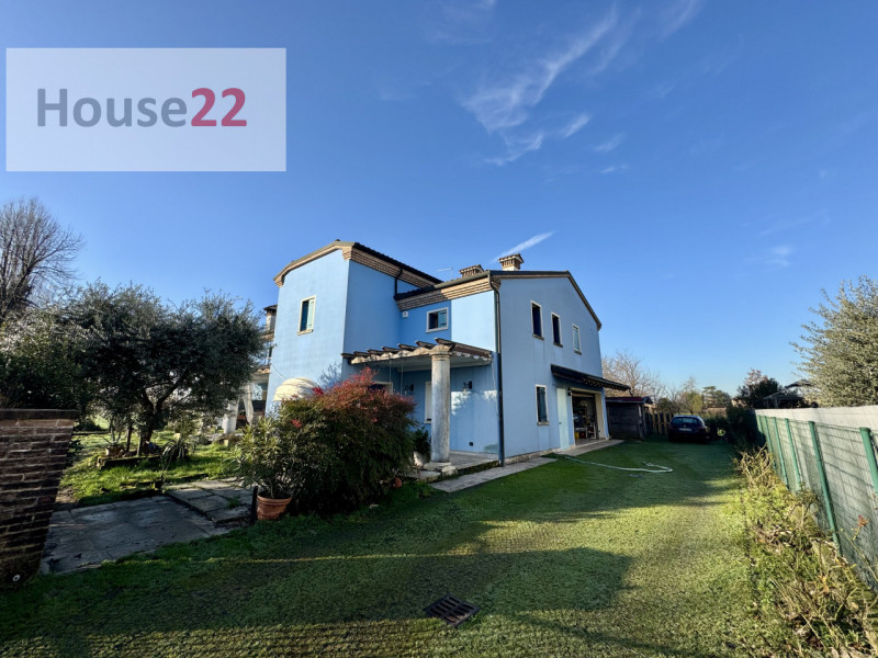 Immagine 9 di Casa indipendente in vendita  in BOLZANO VICENTINO VIA GENERALE ROSSI 48 a Bolzano Vicentino