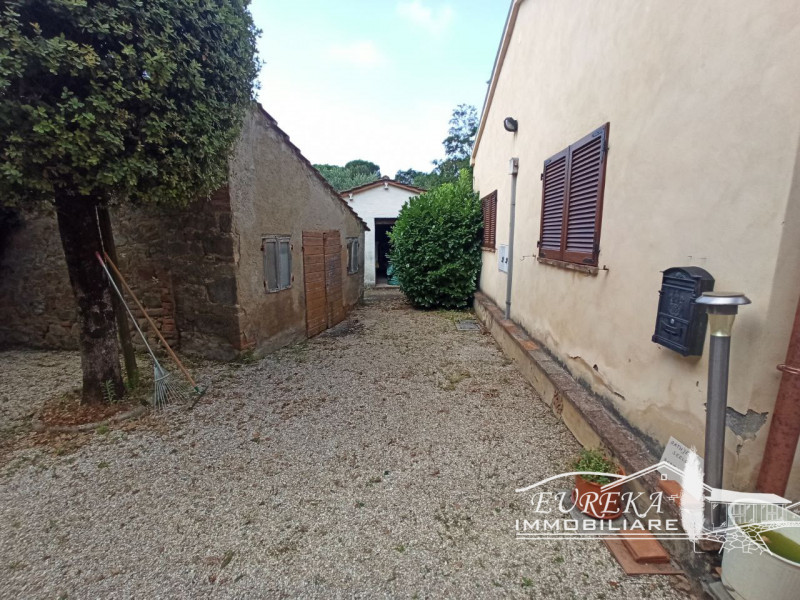 Immagine 37 di Villetta a schiera in vendita  in VERNAZZANO a Tuoro Sul Trasimeno