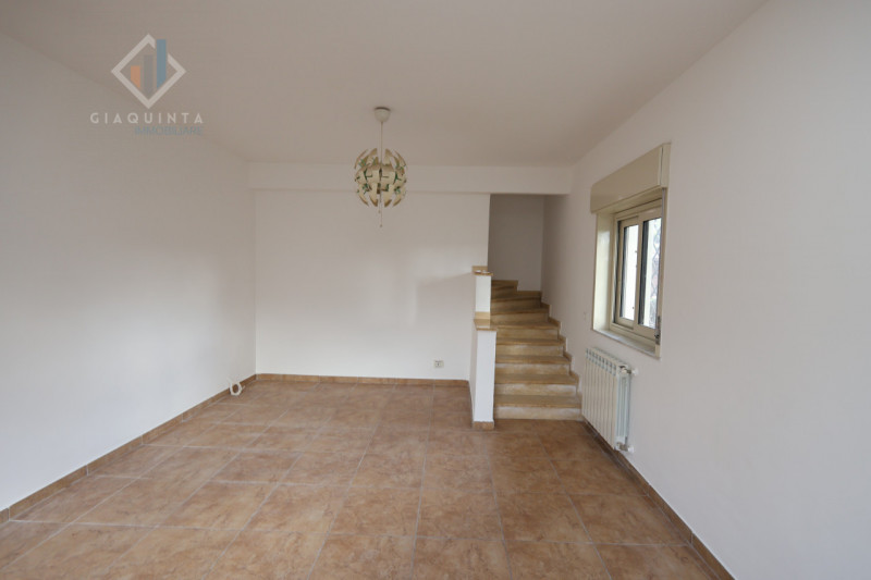 Immagine 31 di Casa indipendente in vendita  in via Enrico Fermi n.04 a Mascalucia