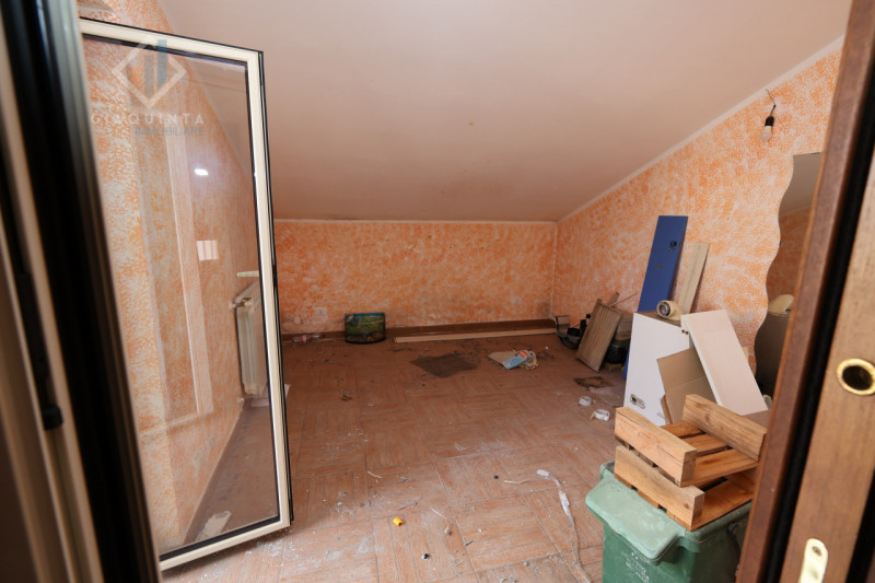 Immagine 52 di Casa indipendente in vendita  in via Enrico Fermi n.04 a Mascalucia