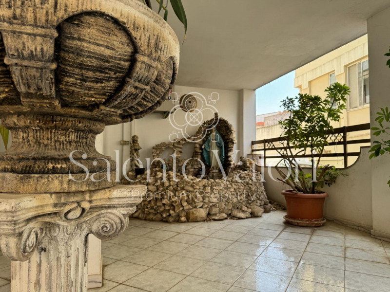 Immagine 6 di Casa indipendente in vendita  in Via Concordia a Casarano