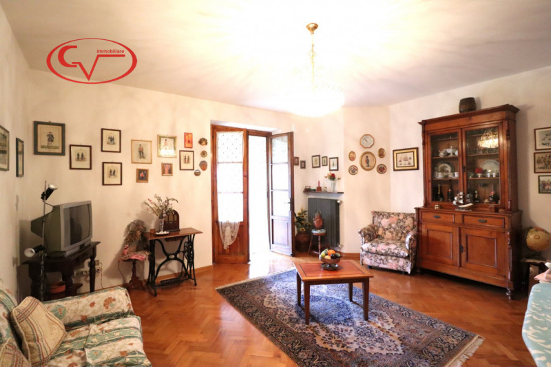 Immagine 5 di Appartamento in vendita  in Via Senese a Bucine