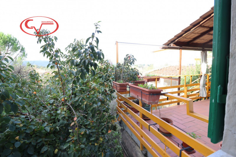 Immagine 28 di Appartamento in vendita  in Via Senese a Bucine