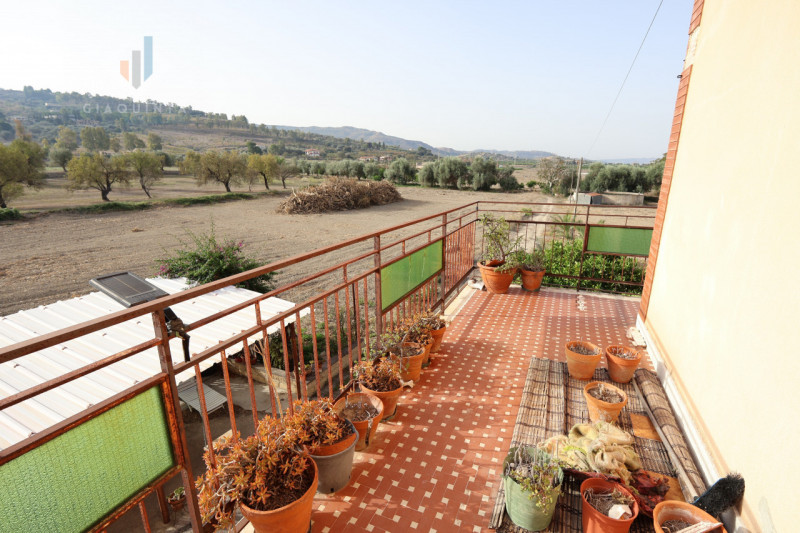 Immagine 14 di Rustico / casale in vendita  in SS385 a Mineo