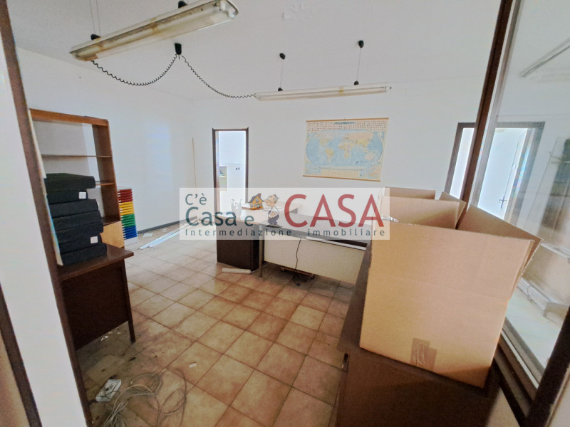 Immagine 4 di Ufficio in vendita  in Viale della Navigazione interna 82 a Noventa Padovana