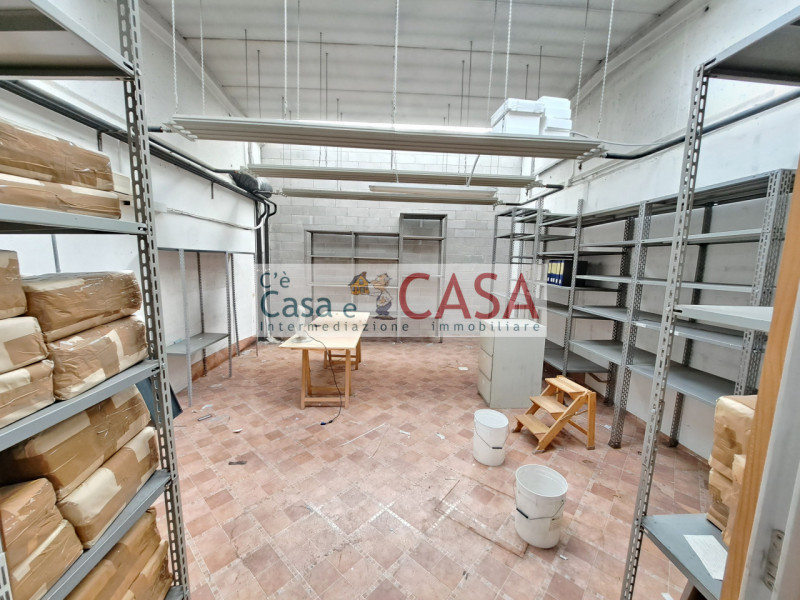 Immagine 11 di Ufficio in vendita  in Viale della Navigazione interna 82 a Noventa Padovana