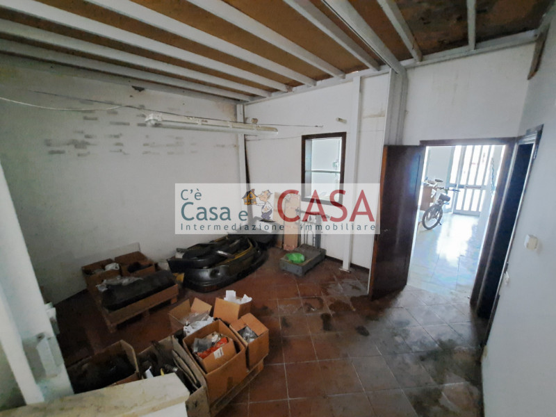 Immagine 15 di Ufficio in vendita  in Viale della Navigazione interna 82 a Noventa Padovana