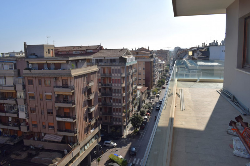 Immagine 5 di Appartamento in vendita  in VIA TRENTO a Pescara