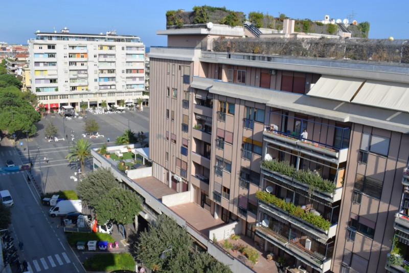 Immagine 12 di Appartamento in vendita  in VIA TRENTO a Pescara