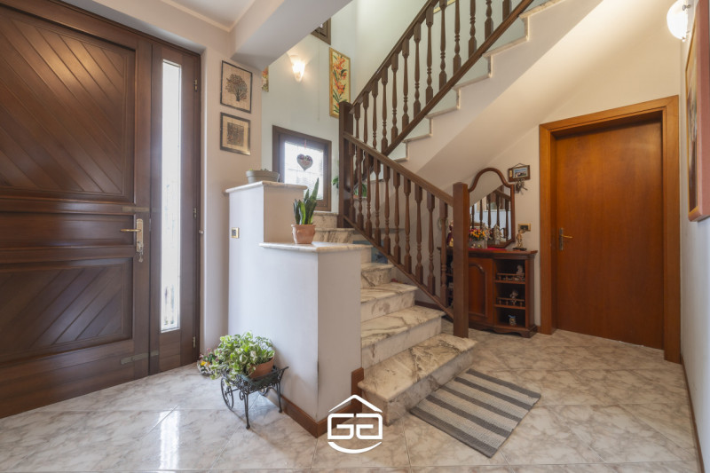 Immagine 4 di Villa in vendita  in Via Roare, 46 a Villaverla