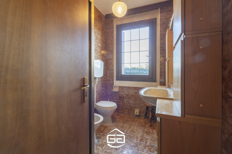 Immagine 14 di Villa in vendita  in Via Roare, 46 a Villaverla