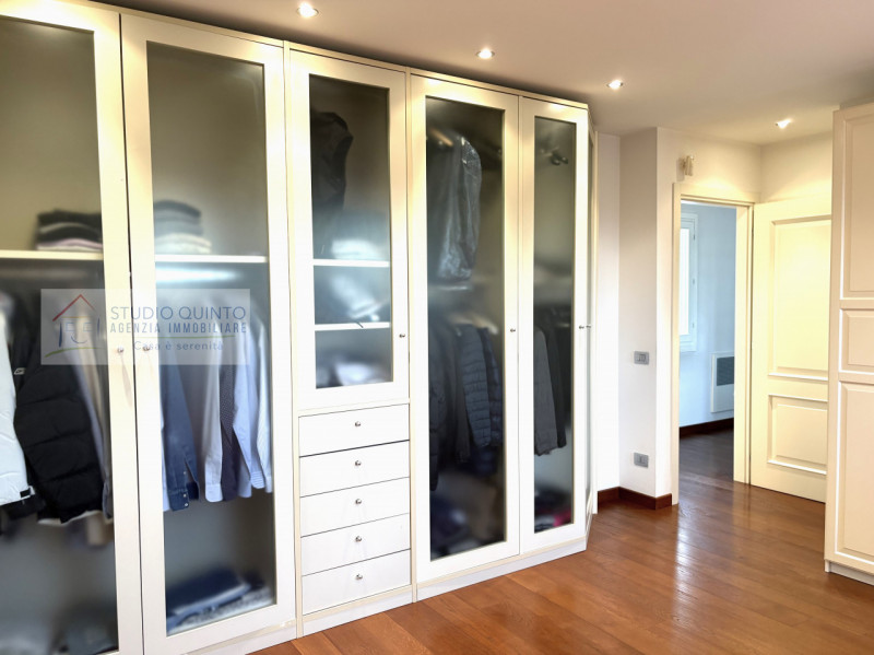 Immagine 25 di Villa in vendita  a Quinto Di Treviso