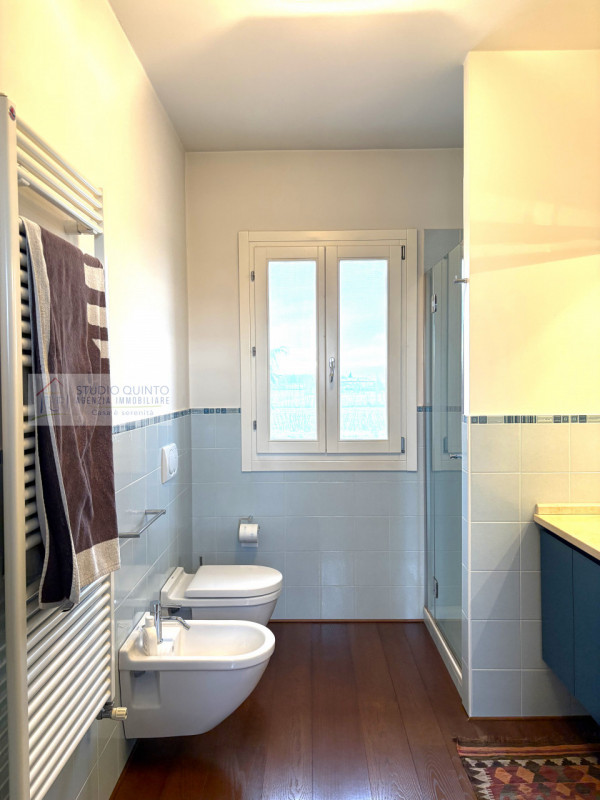 Immagine 36 di Villa in vendita  a Quinto Di Treviso