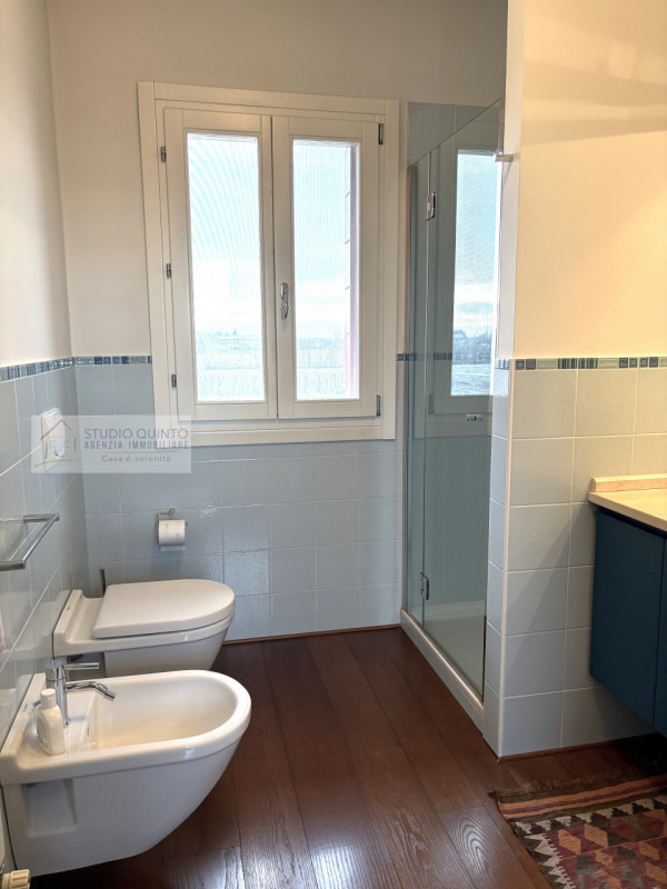 Immagine 38 di Villa in vendita  a Quinto Di Treviso