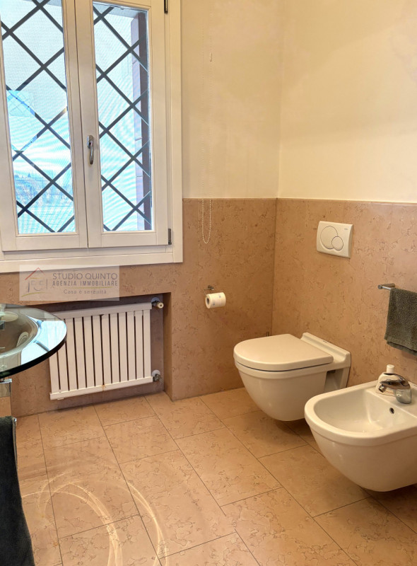 Immagine 40 di Villa in vendita  a Quinto Di Treviso