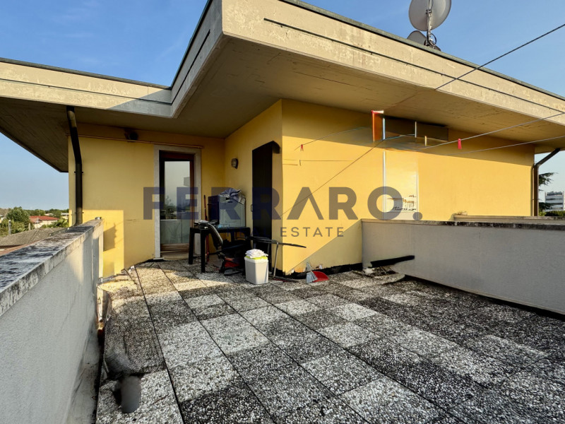 Immagine 7 di Appartamento in vendita  in Via Giovanni Comisso a Paese