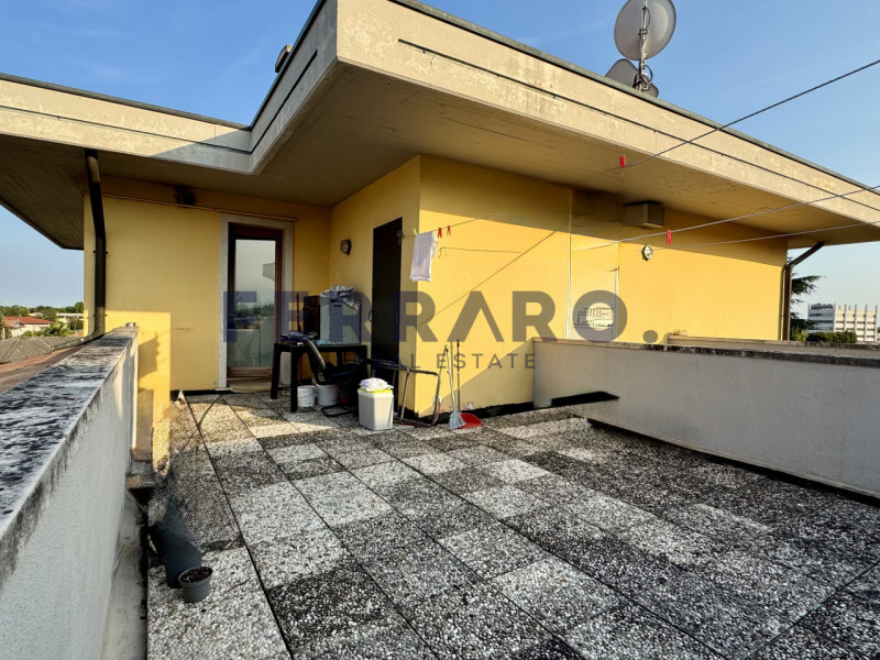 Immagine 9 di Appartamento in vendita  in Via Giovanni Comisso a Paese